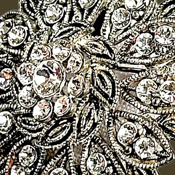 Cushion Brooch Retro Design Antiqued Silver Tone Faux Diamo… - Picture 5 of 6